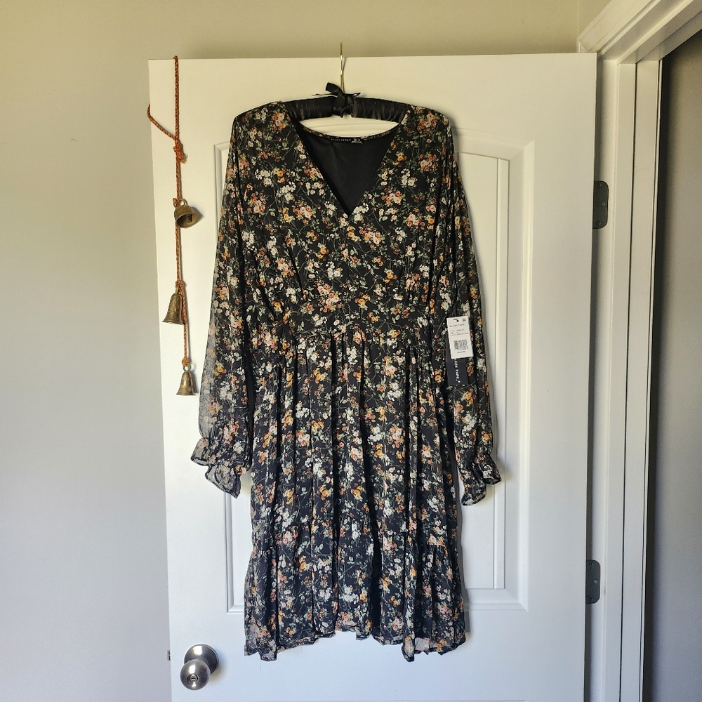 NWT Black Tape Floral Dress